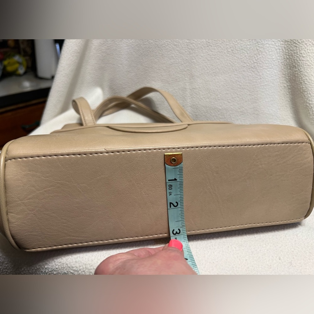 Purse - Picture 3 of 11